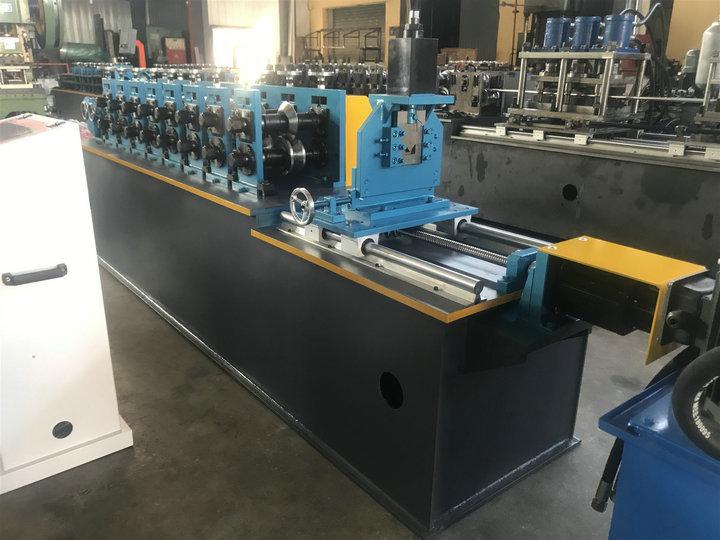 Metal wall angle bead slotted wall angle machine