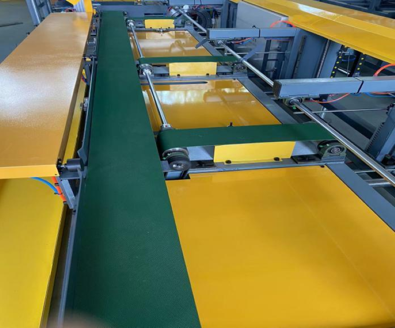 Feeding section of UD Profile Machine with variable frequency control