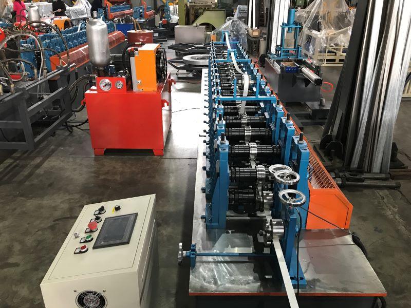 T-Roll-Forming-Machine 2