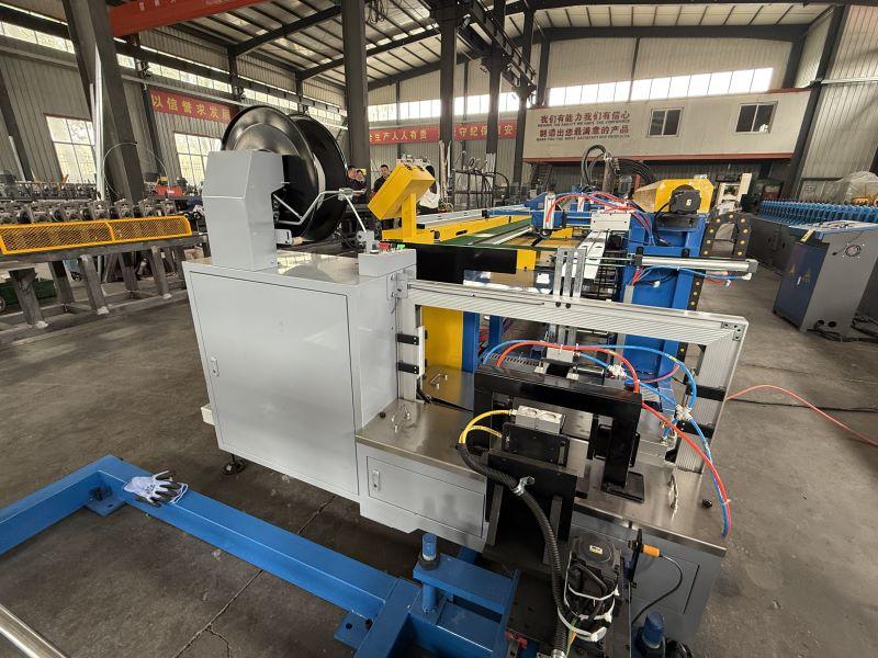 PROFILE PACKAGING MACHINE