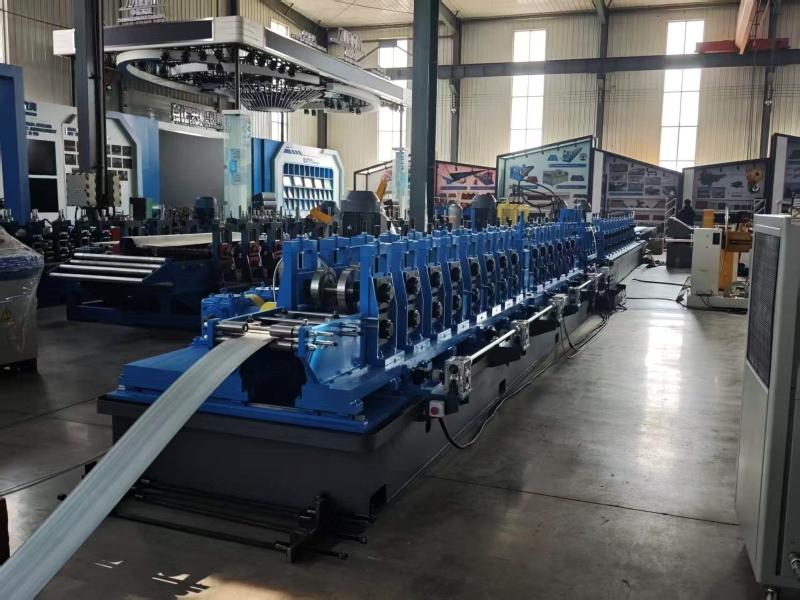 CZ purlin making machine1