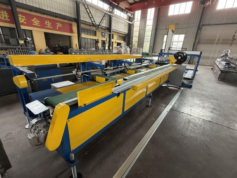 Fully automatic light steel keel