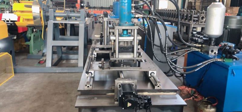 The punching system of the roller shutter door machine 2 1600914762860043 1784182608 9lg6
