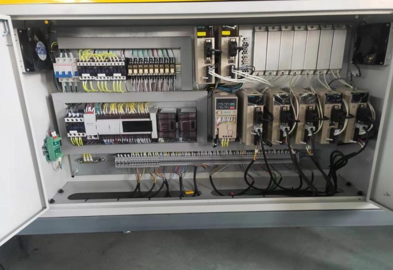 Liner Slitting Machine Turns Wide Coils into High Value Narrow Strips 10 The circuit distribution box of the Liner Slitting Machine