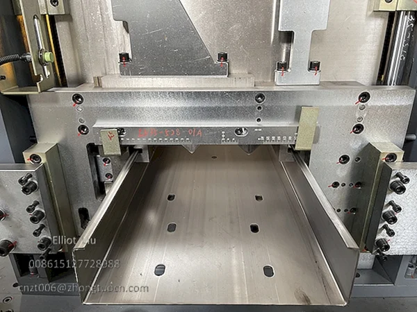 C Z Purlin Roll Forming Machine-Cutting C Z Purlin Roll Forming Machine-Cutting
