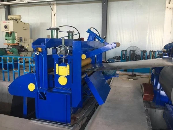 Hydraulic press and pinch device