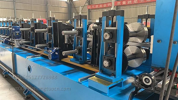 C Z Purlin Forming Machine - The spacing between the rollers can be adjusted