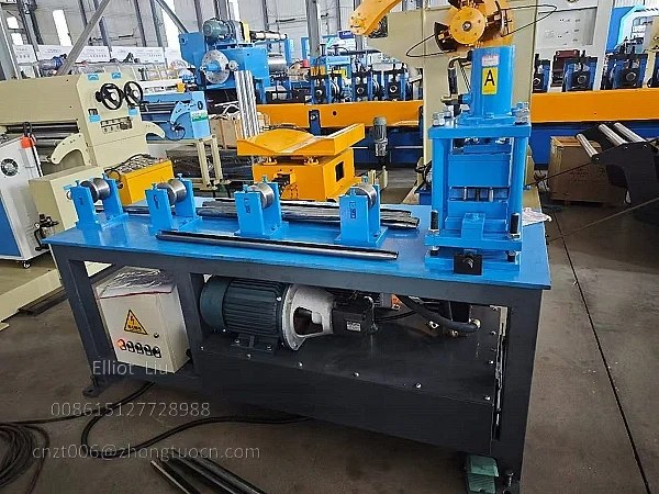 Split Set Necking Machine necking detail with GCr12 mold