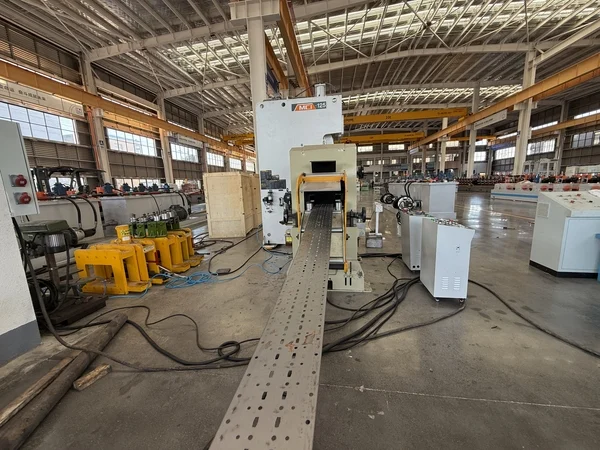 Shelf Forming Machine Production Line - Feeding and Punching Section Shelf Forming Machine Production Line - Feeding and Punching Section