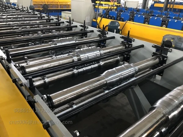 Rollers spacers adopt zinc treatment but not color paint,