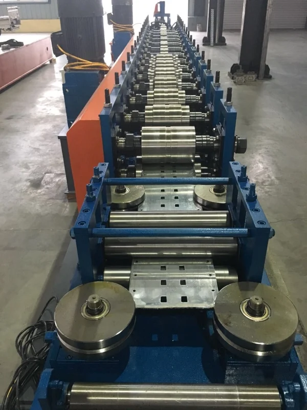 Pallet Rack Bracing Channel Forming Machine - Feed Section