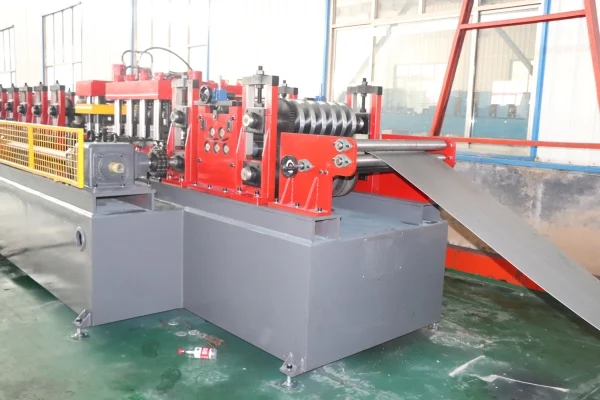 C Z Purlin Machine - Feeding Section C Z Purlin Machine - Feeding Section