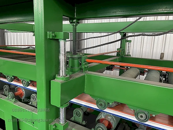 EPS And Rock Wool Type Sandwich Panel Production Line -Panel composite machine 2 EPS And Rock Wool Type Sandwich Panel Production Line -Panel composite machine 2