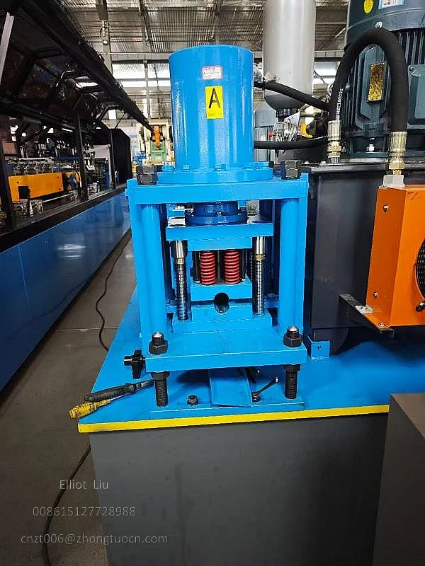 Metal Split Set Making Machine-Roll Forming Line-cutting at the same time make the notch Metal Split Set Making Machine-Roll Forming Line-cutting at the same time make the notch