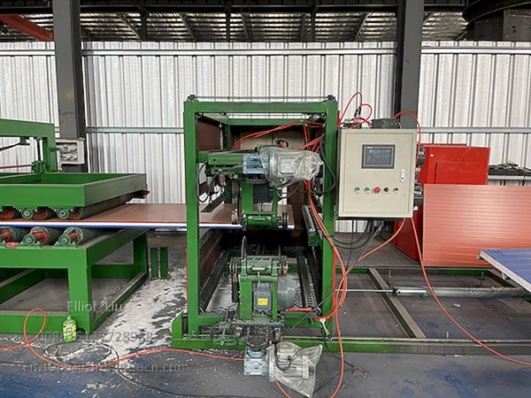 EPS And Rock Wool Type Sandwich Panel Production Line -Cutting system EPS And Rock Wool Type Sandwich Panel Production Line -Cutting system